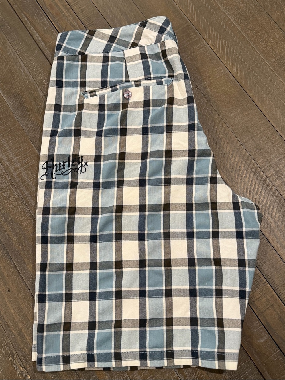 Hurley Men's Blue, White & Black Plaid Chino Shorts